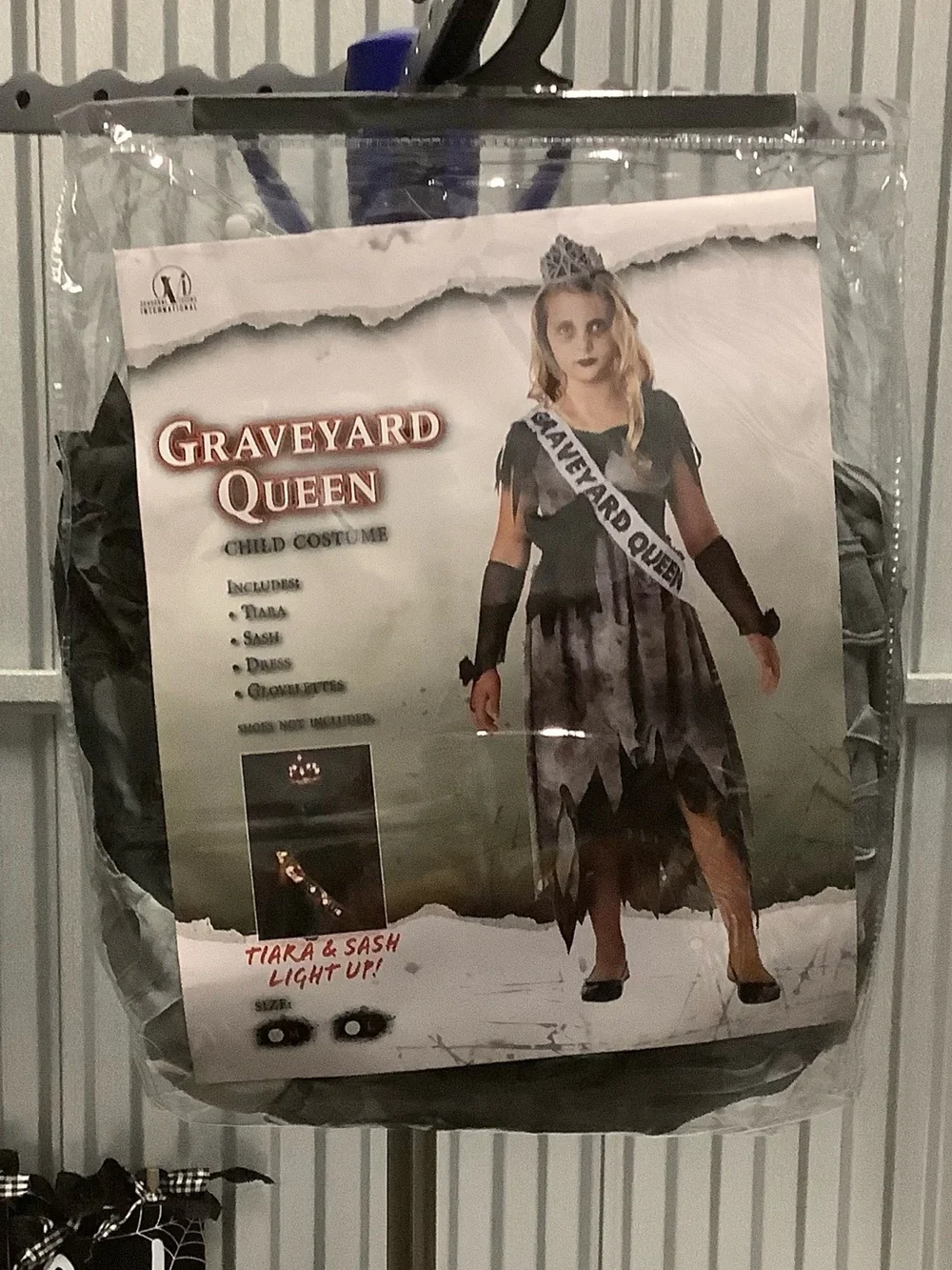 Graveyard Queen Kids Halloween /dress-up Costume - size med tiara/sash light up